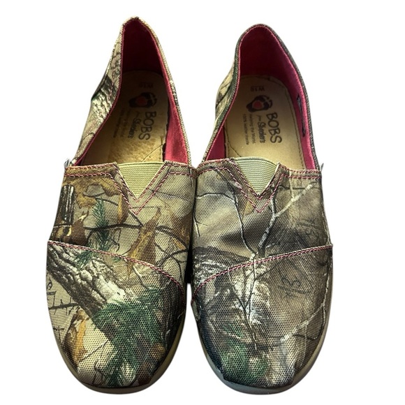 Bobs camo slip on with pink accents US size 10 - Picture 1 of 8